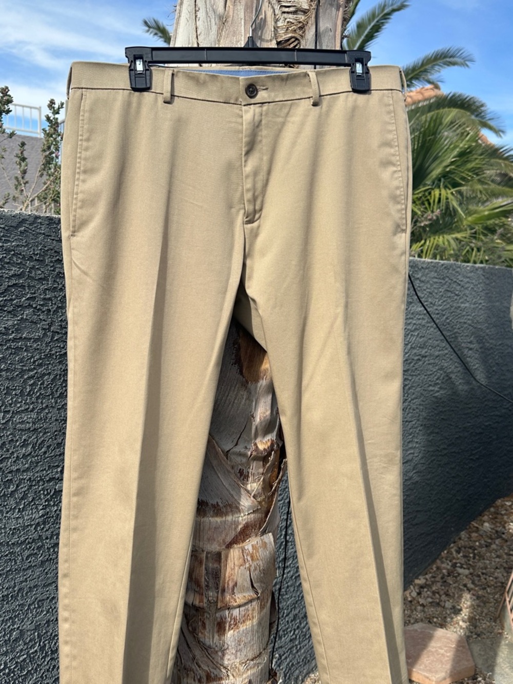 Haggar Men's Slim Khaki Chinos 38x29